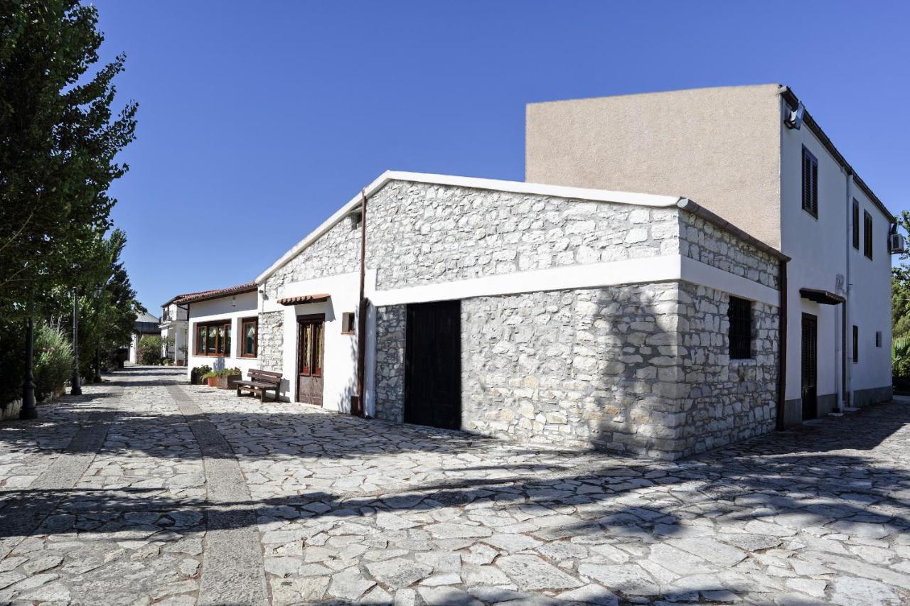 Agriturismo Tenute Pollara Roccamena Экстерьер фото