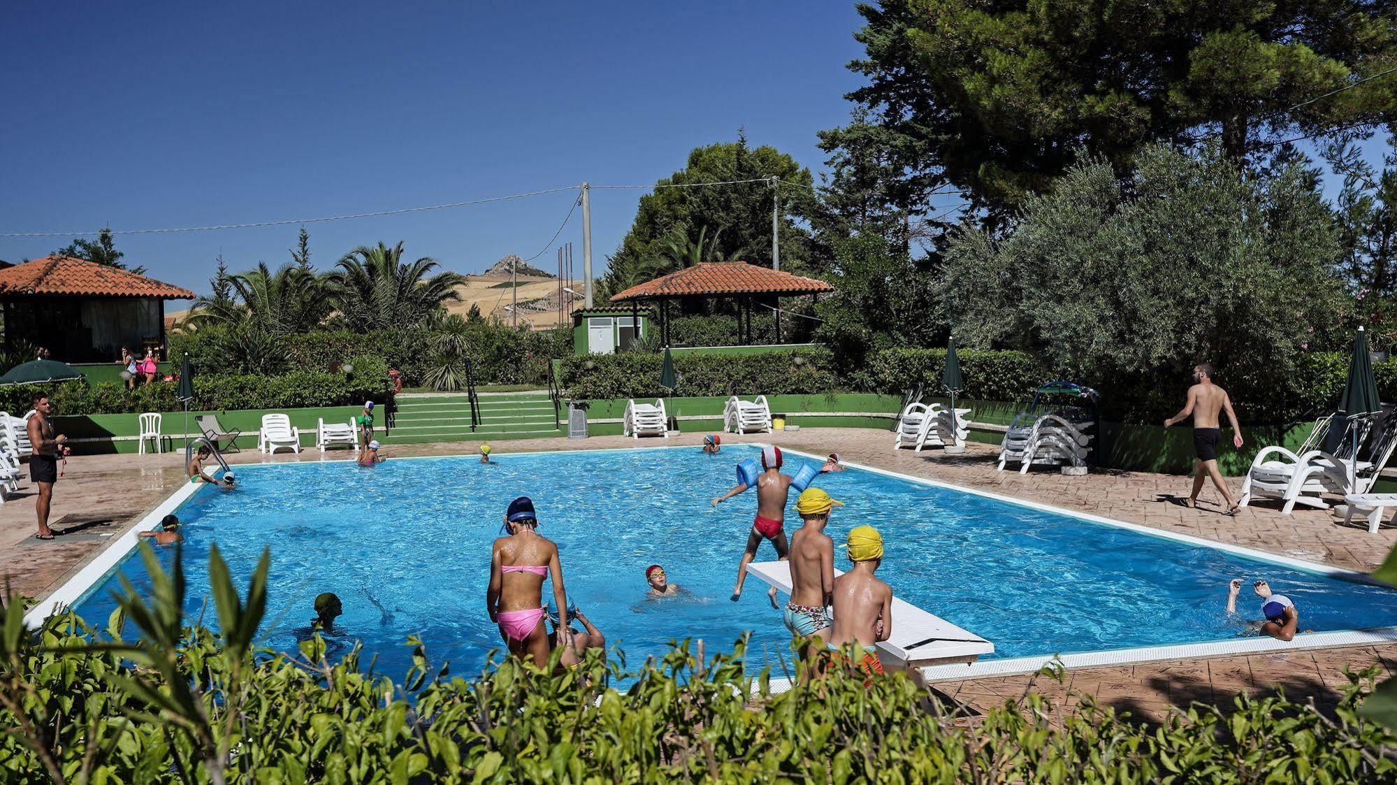 Agriturismo Tenute Pollara Roccamena Экстерьер фото